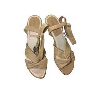 Bisou Bisou Tan Knot Strap Heeled Sandals Size 6 – Like New